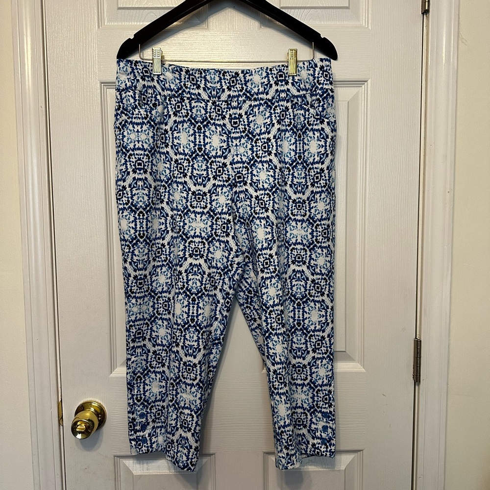 Chico’s Cropped Pants Size 2.5